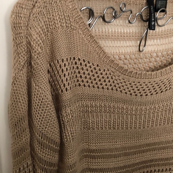 Full Tilt Tan Knitted Sweater Size Large - Picture 2 of 4